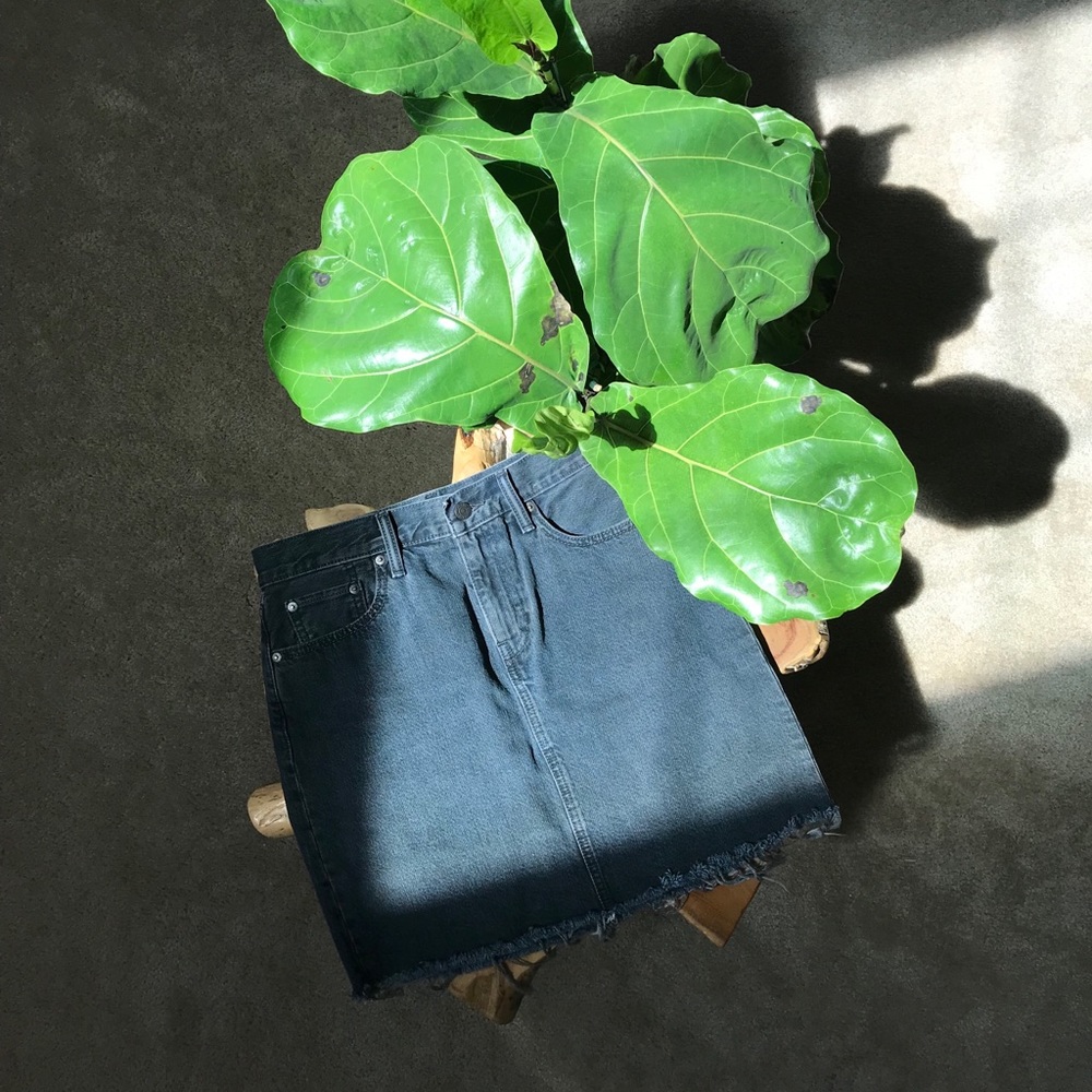 Levi’s Wedgie Denim Skirt